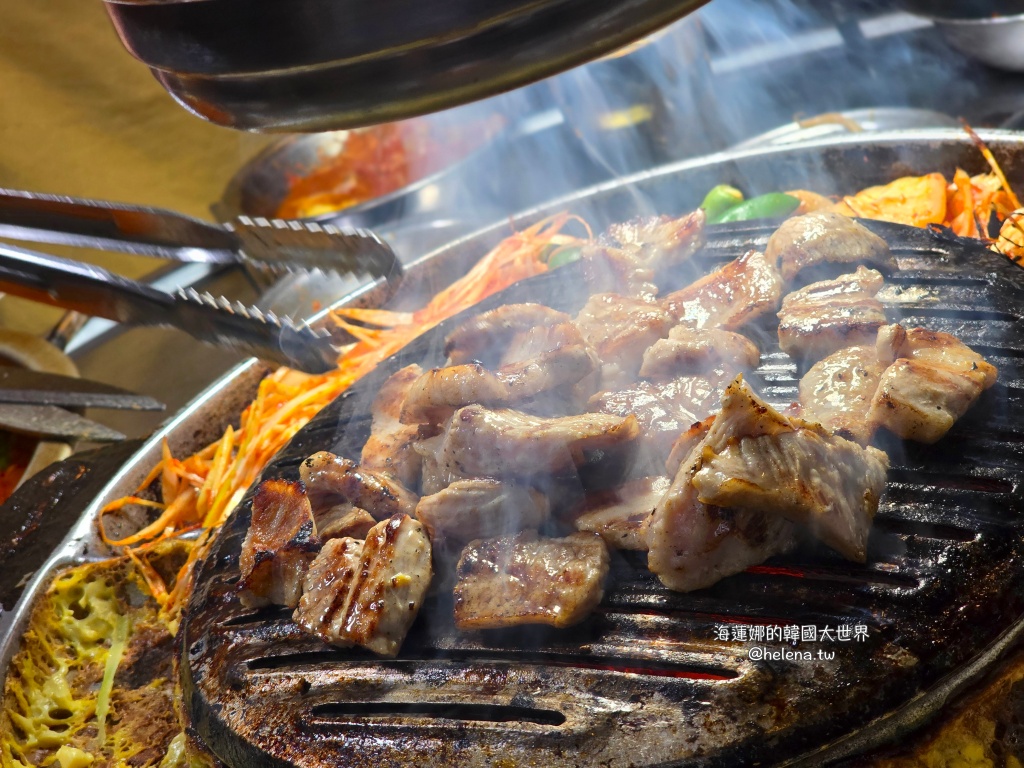 伍班長,海雲台,炭火烤肉,烤肉,釜山,釜山旅行,釜山旅遊,釜山美食,釜山自由行,釜山遊／宿,韓國,韓國旅行,韓國旅遊,韓國美食,韓國自由行 @Helena's Blog