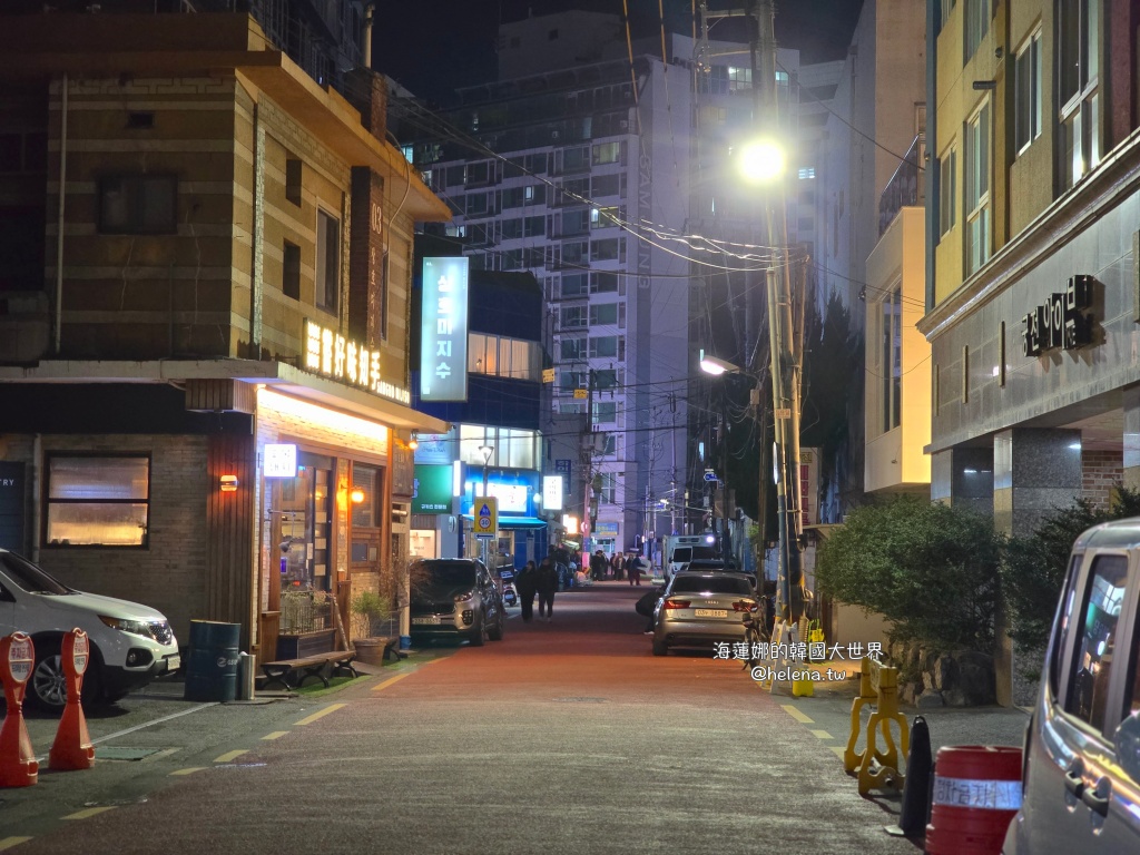 西面,辣燉排骨,釜山,釜山旅行,釜山旅遊,釜山美食,釜山自由行,釜山遊／宿,韓國,韓國旅行,韓國旅遊,韓國美食,韓國自由行,馬鈴薯豬骨湯 @Helena's Blog