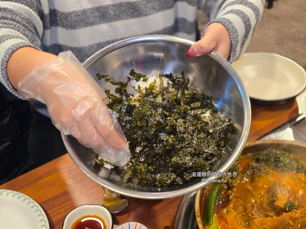 西面,辣燉排骨,釜山,釜山旅行,釜山旅遊,釜山美食,釜山自由行,釜山遊／宿,韓國,韓國旅行,韓國旅遊,韓國美食,韓國自由行,馬鈴薯豬骨湯 @Helena's Blog