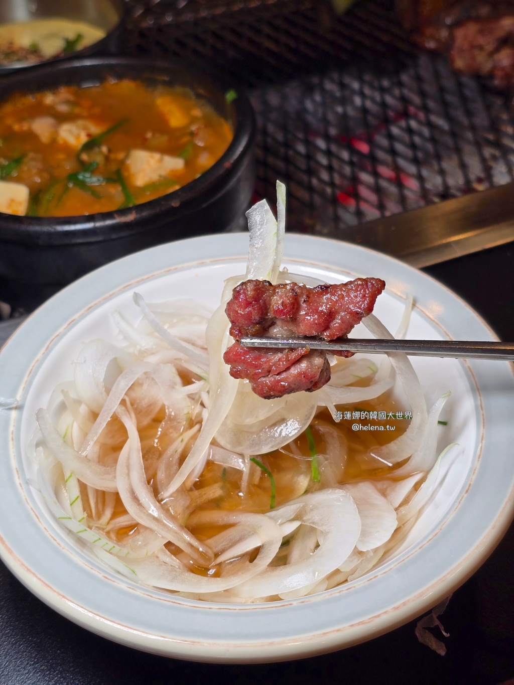全程代烤,炭火烤肉,韓國旅行,韓國旅遊,韓國烤肉,韓國美食,韓國自由行,首爾旅行,首爾旅遊,首爾烤肉,首爾美食,首爾自由行,首爾遊／宿 @Helena's Blog