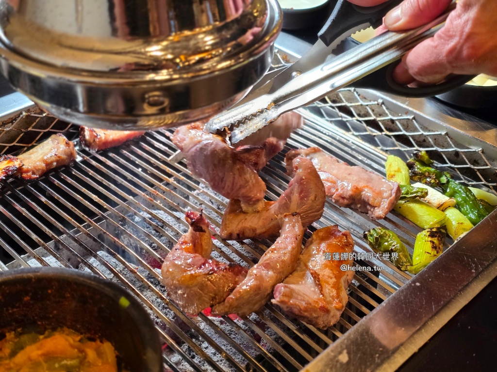 全程代烤,炭火烤肉,韓國旅行,韓國旅遊,韓國烤肉,韓國美食,韓國自由行,首爾旅行,首爾旅遊,首爾烤肉,首爾美食,首爾自由行,首爾遊／宿 @Helena's Blog