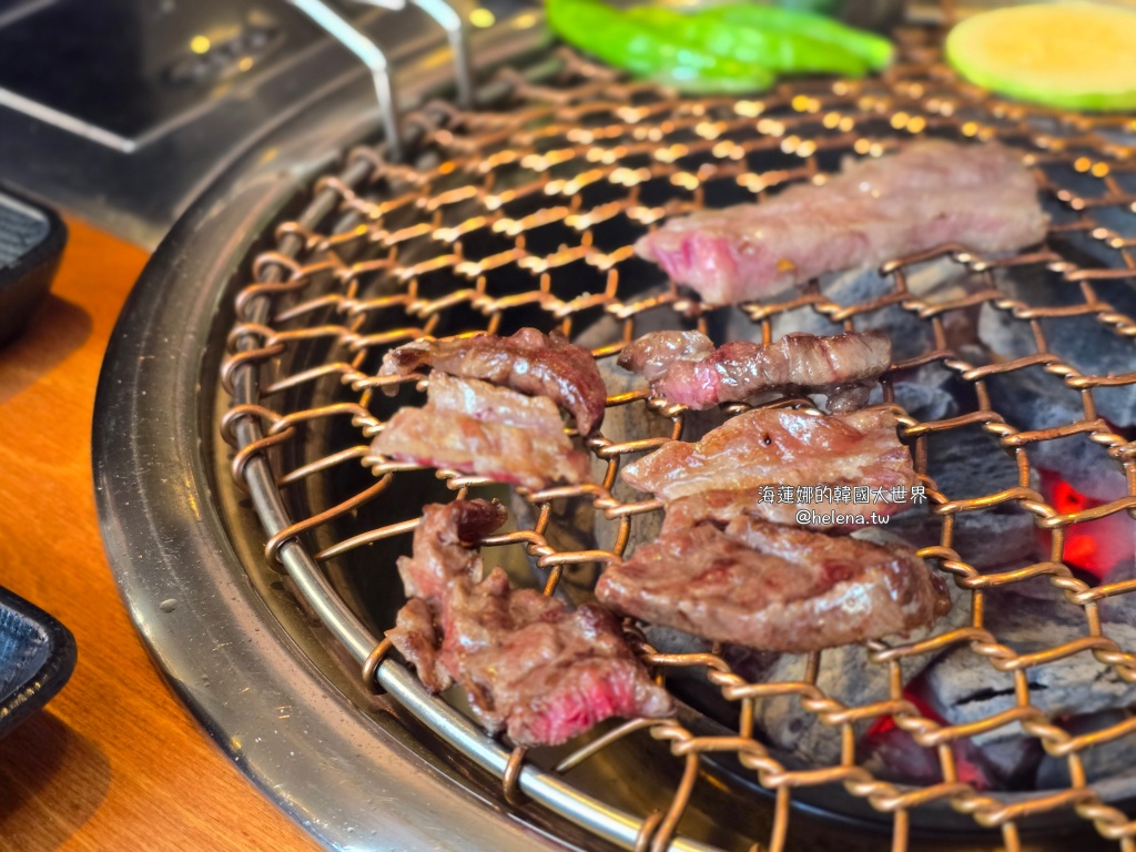 炭火烤肉,烤肉,釜山,釜山旅行,釜山旅遊,釜山站,釜山美食,釜山自由行,釜山遊／宿,韓國,韓國旅行,韓國旅遊,韓國美食,韓國自由行,韓牛 @Helena's Blog