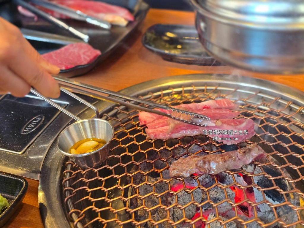 炭火烤肉,烤肉,釜山,釜山旅行,釜山旅遊,釜山站,釜山美食,釜山自由行,釜山遊／宿,韓國,韓國旅行,韓國旅遊,韓國美食,韓國自由行,韓牛 @Helena's Blog