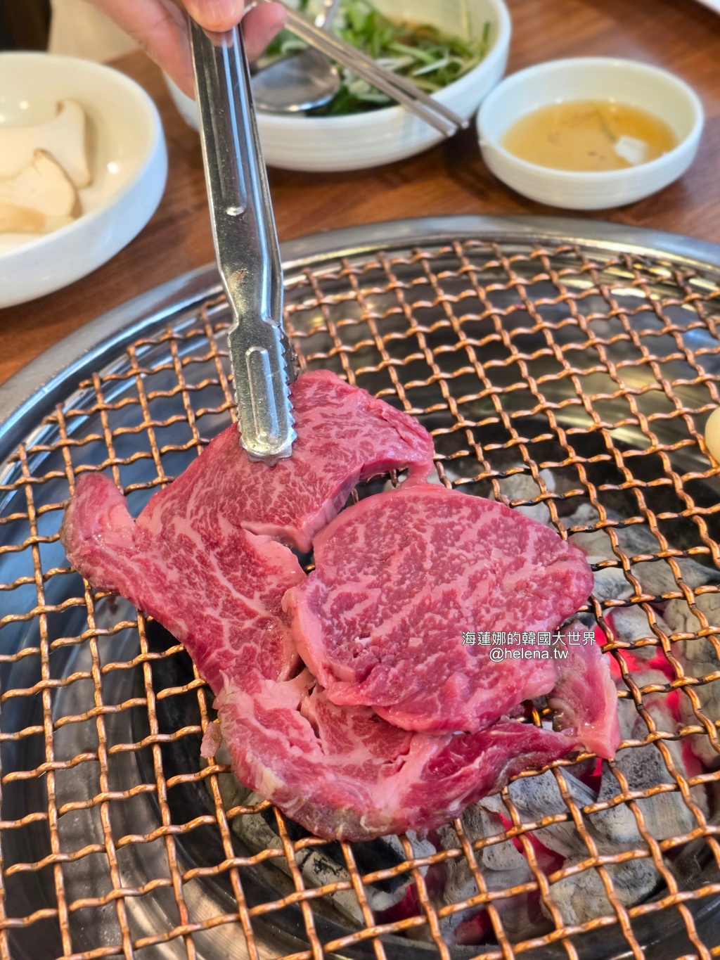 炭火烤肉,烤肉,釜山,釜山旅行,釜山旅遊,釜山站,釜山美食,釜山自由行,釜山遊／宿,韓國,韓國旅行,韓國旅遊,韓國美食,韓國自由行,韓牛 @Helena's Blog