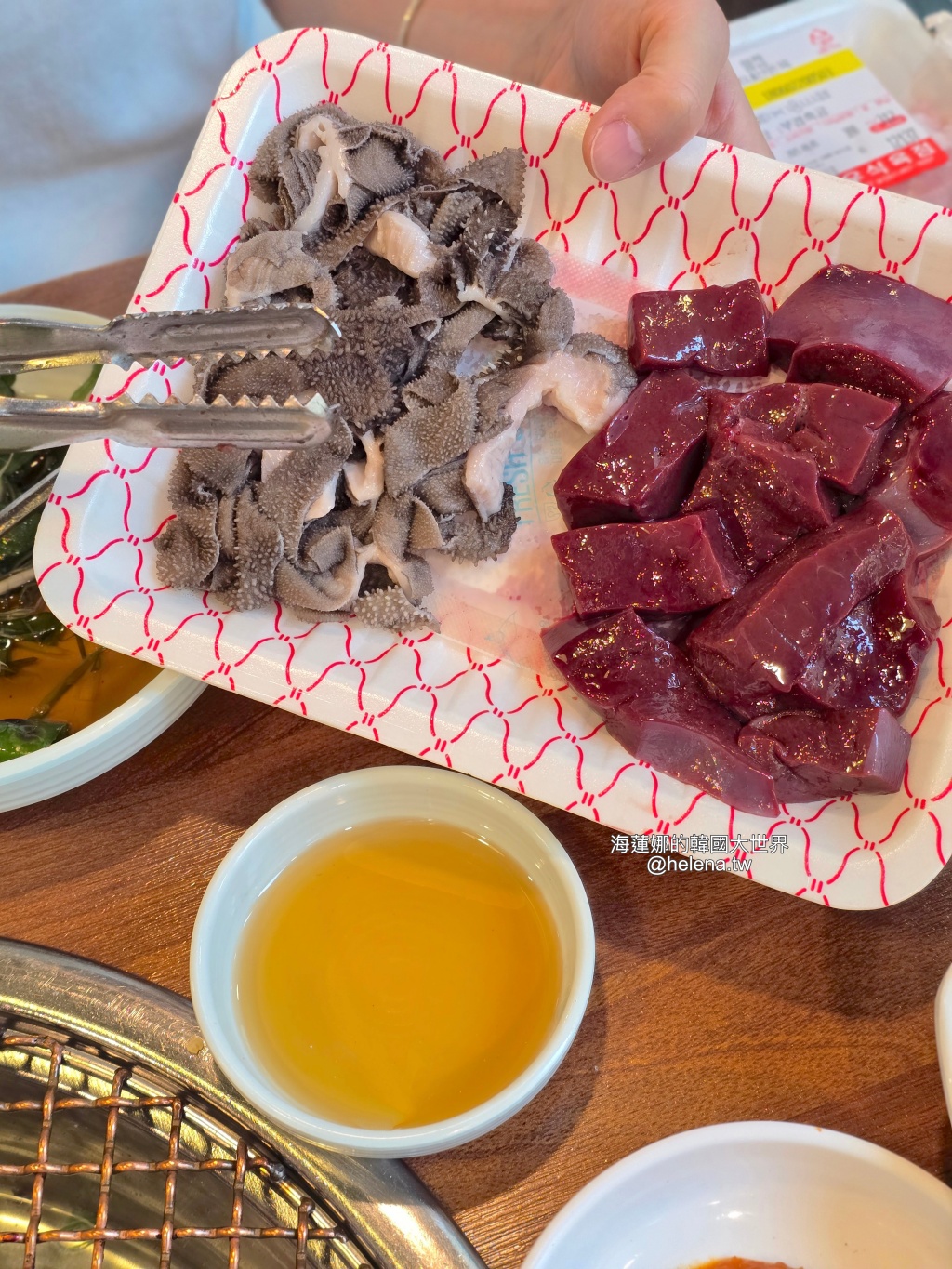 炭火烤肉,烤肉,釜山,釜山旅行,釜山旅遊,釜山站,釜山美食,釜山自由行,釜山遊／宿,韓國,韓國旅行,韓國旅遊,韓國美食,韓國自由行,韓牛 @Helena's Blog