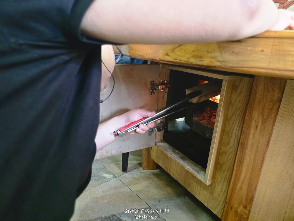 中國旅遊,中國東北旅遊,中朝俄邊境,中朝邊境,吉林旅遊,延吉市的觀光景點,延吉旅遊,東北鐵鍋燉 @Helena's Blog