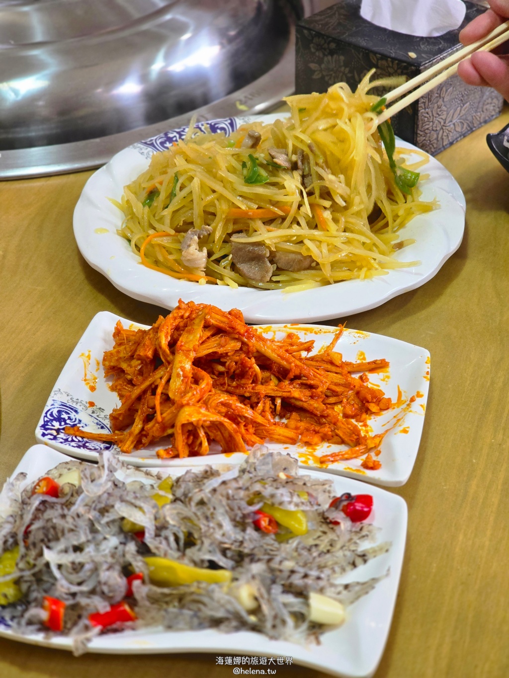 中國旅遊,中國東北旅遊,中朝俄邊境,中朝邊境,吉林旅遊,延吉市的觀光景點,延吉旅遊,東北鐵鍋燉 @Helena's Blog