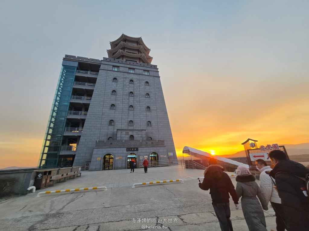 中國旅遊,中國東北旅遊,中朝俄邊境,中朝邊境,吉林旅遊,延吉市的觀光景點,延吉旅遊,東北鐵鍋燉 @Helena's Blog
