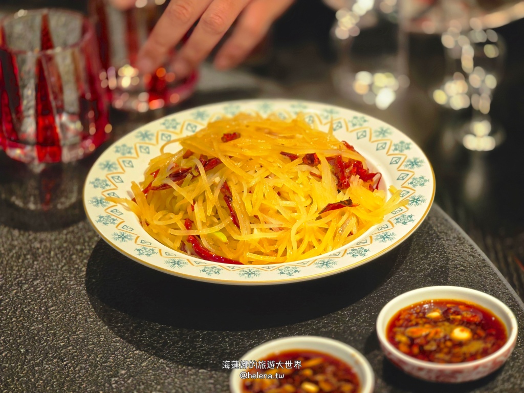 中國旅行,中國旅遊,中國東北旅遊,中朝俄邊境,中朝邊境,吉林旅行,吉林旅遊,吉線331,延吉旅行,延吉旅遊,恩都里,長白山 @Helena's Blog