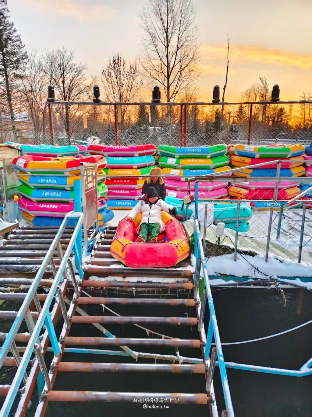 中國旅行,中國旅遊,中國東北旅遊,中朝俄邊境,中朝邊境,吉林旅行,吉林旅遊,延吉旅行,延吉旅遊,長白山,雪嶺,魔界 @Helena's Blog