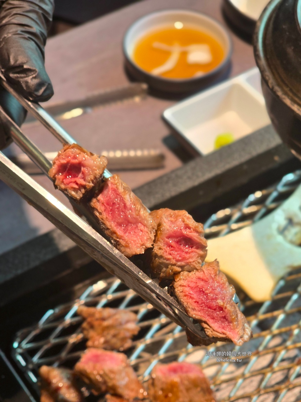 全程代烤,炭火烤肉,炭火燒烤,韓國旅行,韓國旅遊,韓國烤肉,韓國燒烤,韓國美食,韓國自由行,韓牛,韓牛烤肉,韓牛燒烤,首爾旅行,首爾旅遊,首爾烤肉,首爾燒烤,首爾美食,首爾自由行,首爾遊／宿 @Helena's Blog