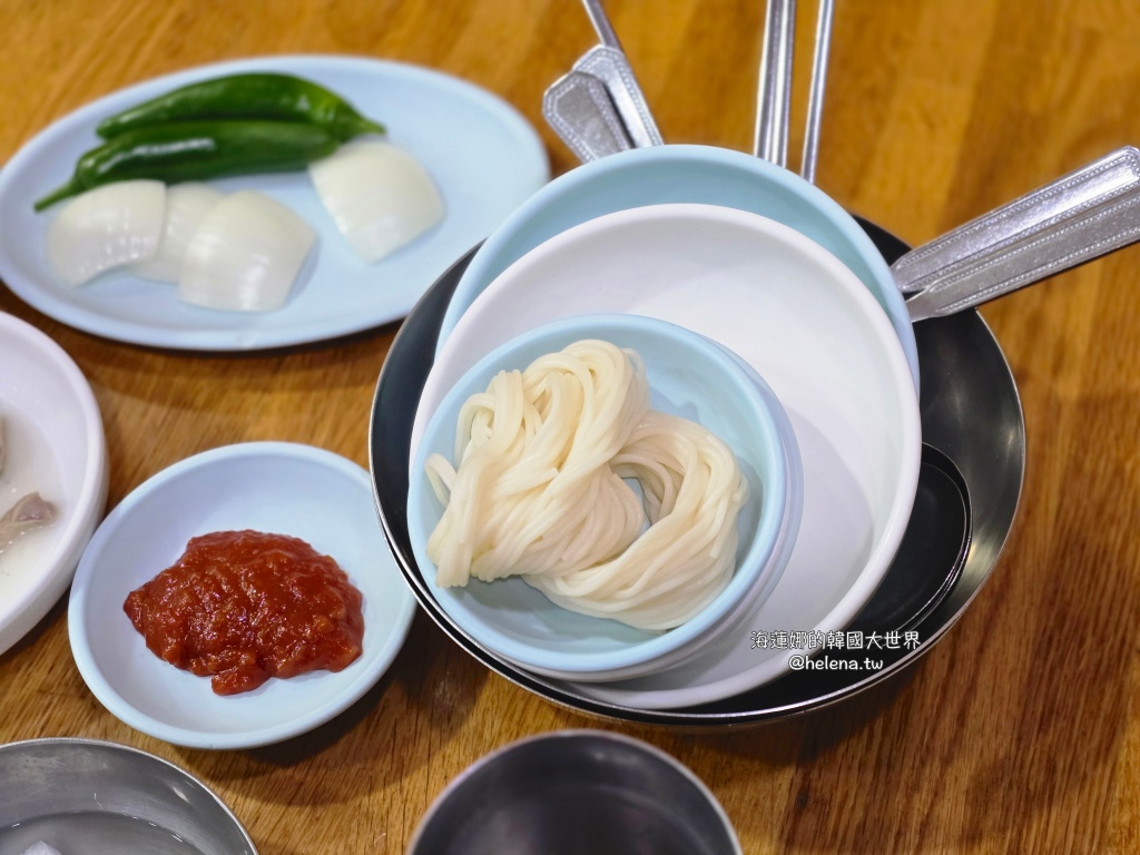 人蔘雞,蔘雞湯,釜山,釜山人參雞,釜山旅行,釜山旅遊,釜山美食,釜山自由行,釜山蔘雞湯,釜山遊／宿,韓國,韓國旅行,韓國旅遊,韓國美食,韓國自由行,韓國蔘雞湯 @Helena's Blog