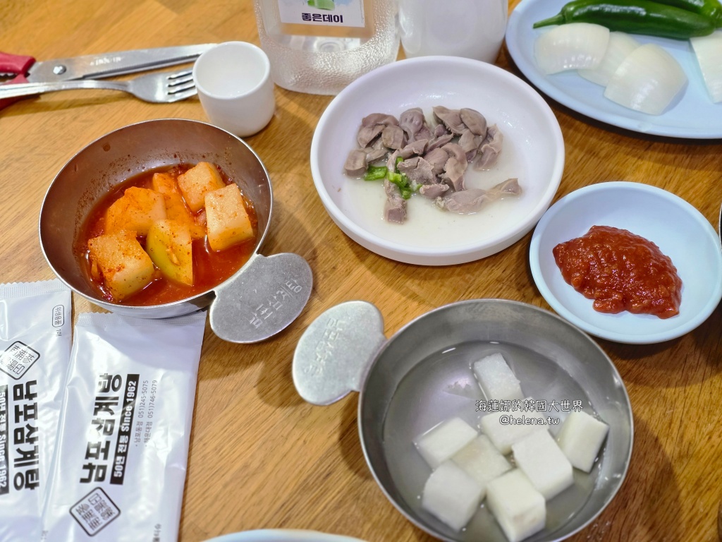 人蔘雞,蔘雞湯,釜山,釜山人參雞,釜山旅行,釜山旅遊,釜山美食,釜山自由行,釜山蔘雞湯,釜山遊／宿,韓國,韓國旅行,韓國旅遊,韓國美食,韓國自由行,韓國蔘雞湯 @Helena's Blog