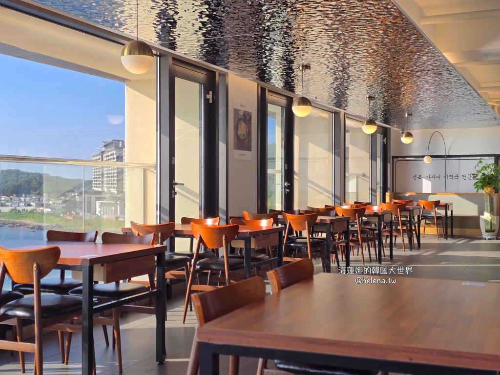 奶瓶燈塔,機張,海帶湯,海帶蔘雞湯,蔘雞湯,釜山,釜山旅行,釜山旅遊,釜山海鮮,釜山美食,釜山自由行,釜山遊／宿,韓國,韓國旅行,韓國旅遊,韓國美食,韓國自由行,鮑魚粥 @Helena's Blog