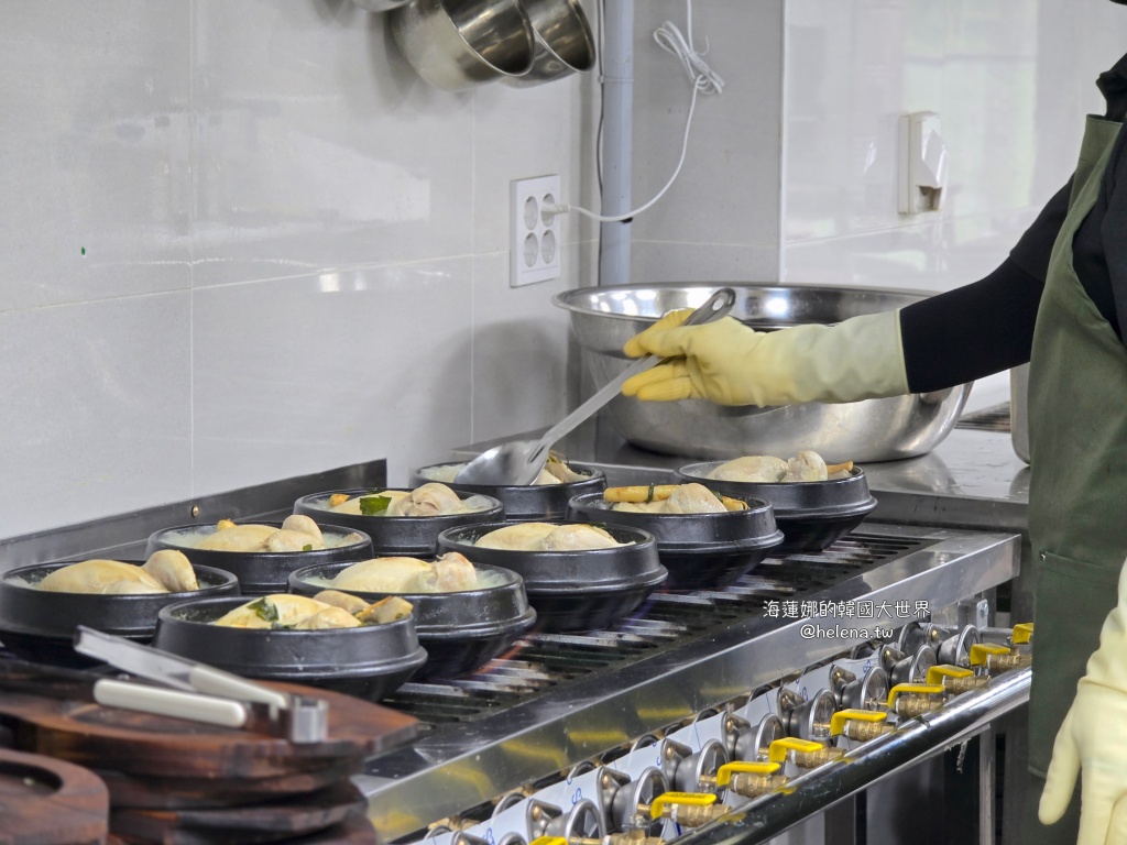 奶瓶燈塔,機張,海帶湯,海帶蔘雞湯,蔘雞湯,釜山,釜山旅行,釜山旅遊,釜山海鮮,釜山美食,釜山自由行,釜山遊／宿,韓國,韓國旅行,韓國旅遊,韓國美食,韓國自由行,鮑魚粥 @Helena's Blog