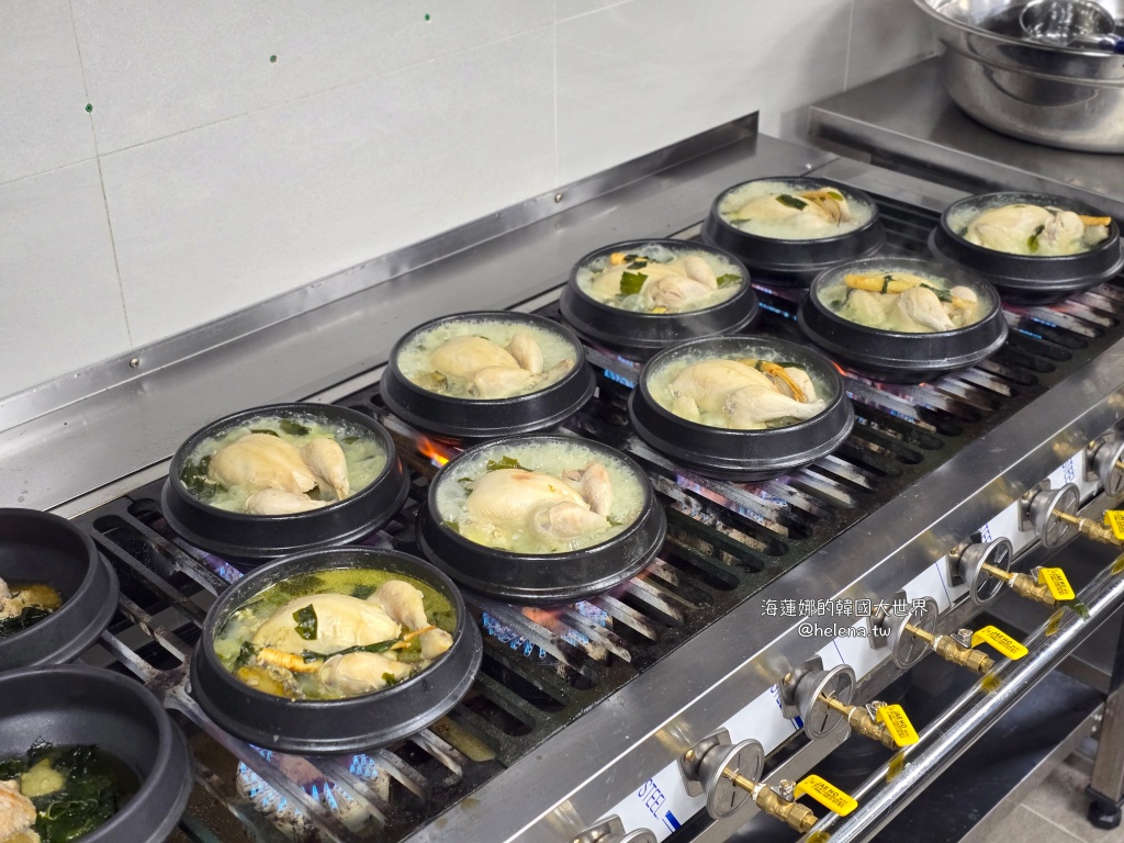 奶瓶燈塔,機張,海帶湯,海帶蔘雞湯,蔘雞湯,釜山,釜山旅行,釜山旅遊,釜山海鮮,釜山美食,釜山自由行,釜山遊／宿,韓國,韓國旅行,韓國旅遊,韓國美食,韓國自由行,鮑魚粥 @Helena's Blog