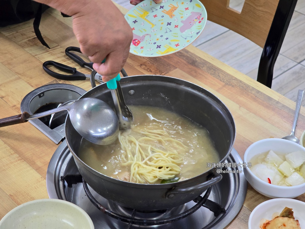 一隻雞,釜山,釜山旅行,釜山旅遊,釜山美食,釜山自由行,釜山遊／宿,雞湯,韓國,韓國旅行,韓國旅遊,韓國美食,韓國自由行 @Helena's Blog
