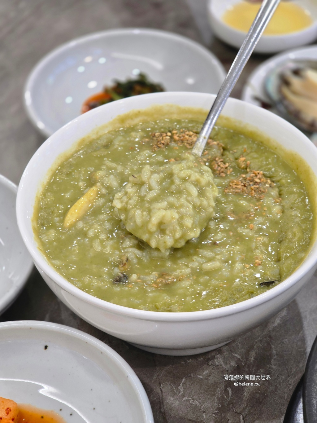 釜山,釜山旅行,釜山旅遊,釜山站,釜山站早餐,釜山站美食,釜山美食,釜山自由行,釜山遊／宿,韓國,韓國旅行,韓國旅遊,韓國美食,韓國自由行,鮑魚粥 @Helena's Blog