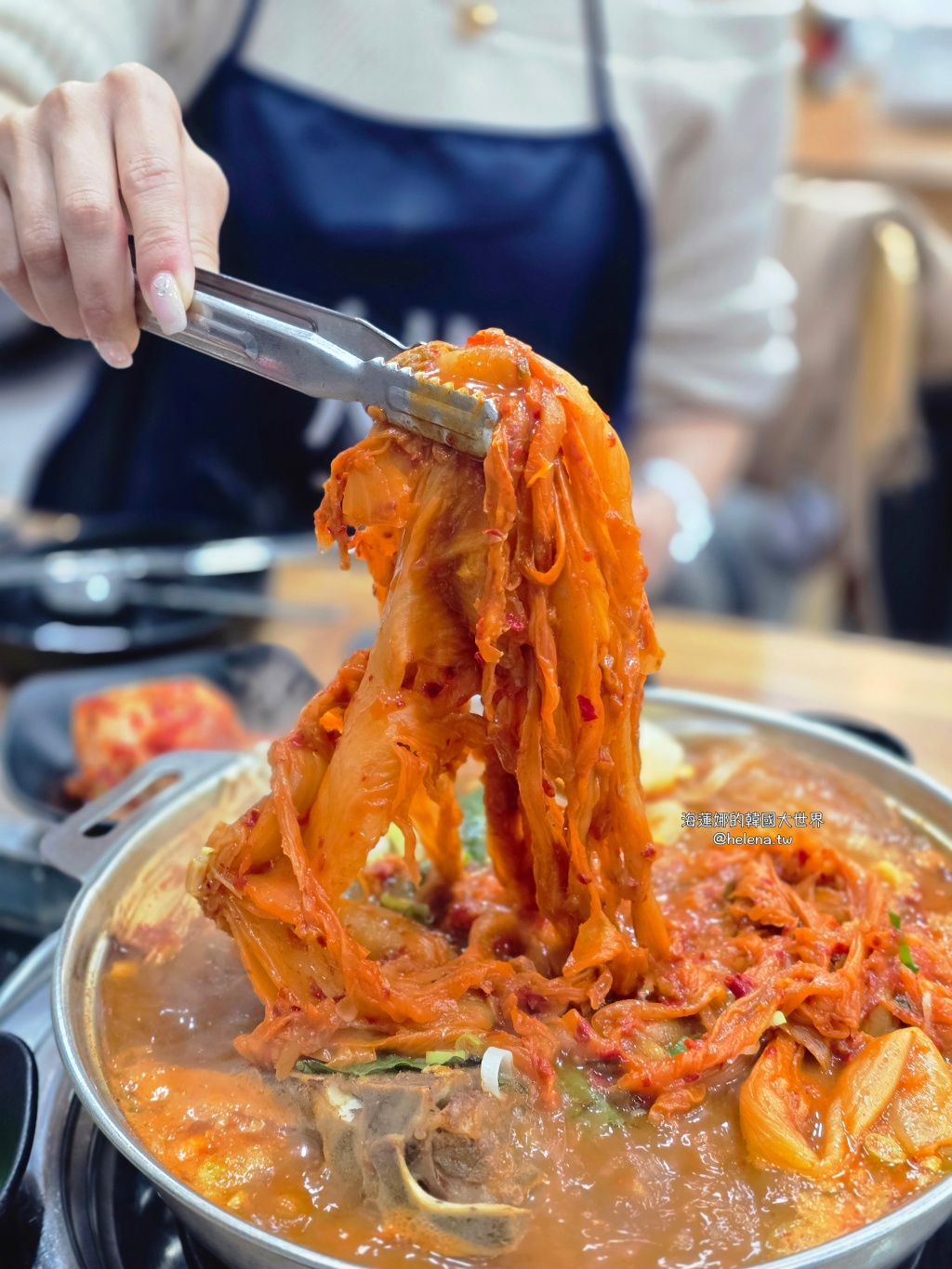 鍾路三街,鐘路3街,韓國,韓國旅行,韓國旅遊,韓國美食,韓國自由行,首爾,首爾旅行,首爾旅遊,首爾美食,首爾自由行,首爾遊／宿,馬鈴薯豬骨湯 @Helena's Blog