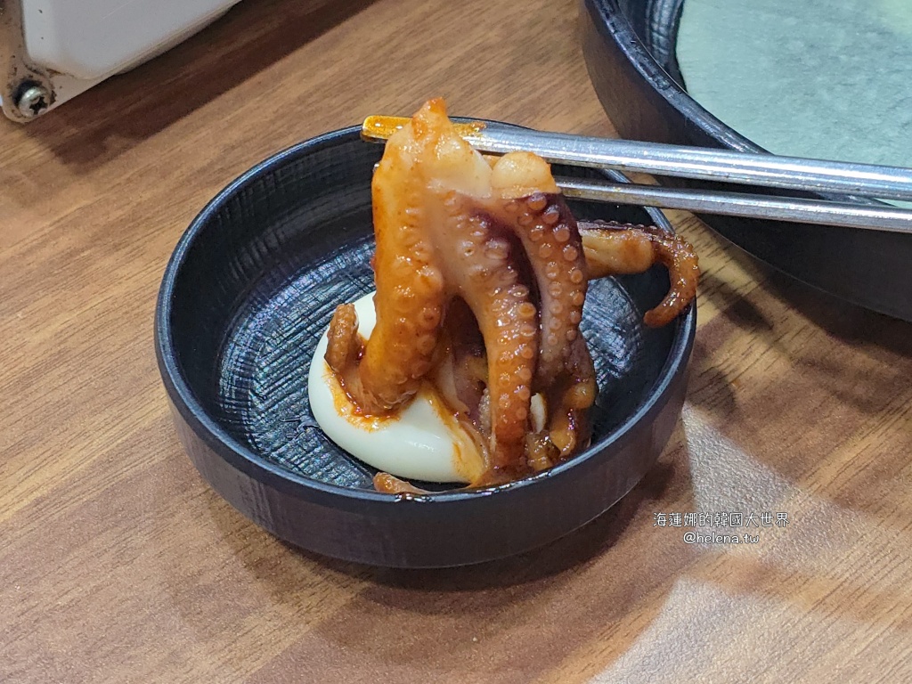 鍾路三街,鐘路3街,韓國,韓國旅行,韓國旅遊,韓國美食,韓國自由行,首爾,首爾旅行,首爾旅遊,首爾美食,首爾自由行,首爾遊／宿,馬鈴薯豬骨湯 @Helena's Blog