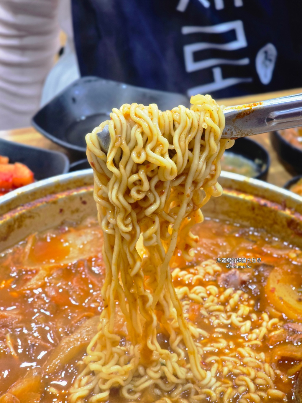 鍾路三街,鐘路3街,韓國,韓國旅行,韓國旅遊,韓國美食,韓國自由行,首爾,首爾旅行,首爾旅遊,首爾美食,首爾自由行,首爾遊／宿,馬鈴薯豬骨湯 @Helena's Blog