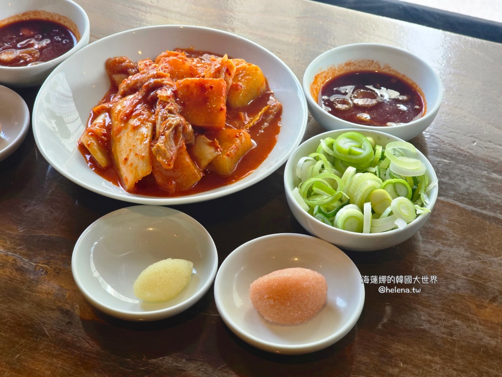 海雲台,海雲台美食,牛骨湯,牛骨湯飯,釜山,釜山旅行,釜山旅遊,釜山美食,釜山自由行,釜山遊／宿,韓國,韓國旅行,韓國旅遊,韓國美食,韓國自由行 @Helena's Blog