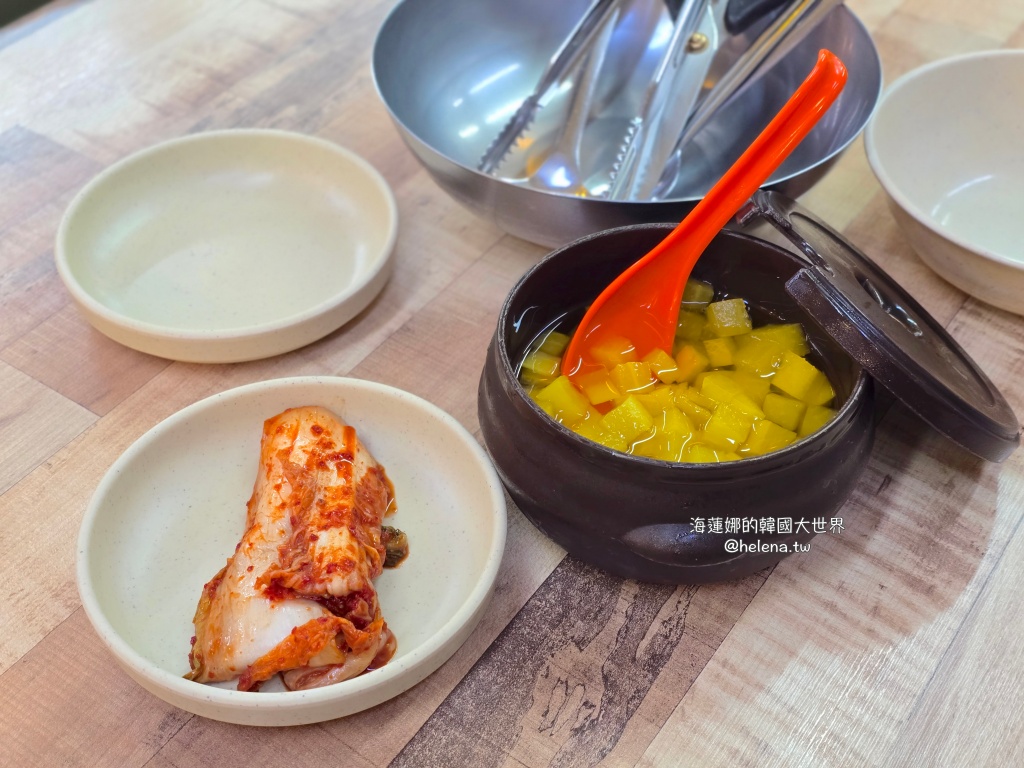 刀切麵,海鮮鍋,釜山,釜山旅行,釜山旅遊,釜山站,釜山站美食,釜山美食,釜山自由行,釜山遊/宿,韓國,韓國旅行,韓國旅遊,韓國美食,韓國自由行 @Helena's Blog 刀切麵,海鮮鍋,釜山,釜山旅行,釜山旅遊,釜山站,釜山站美食,釜山美食,釜山自由行,釜山遊/宿,韓國,韓國旅行,韓國旅遊,韓國美食,韓國自由行 @Helena's Blog