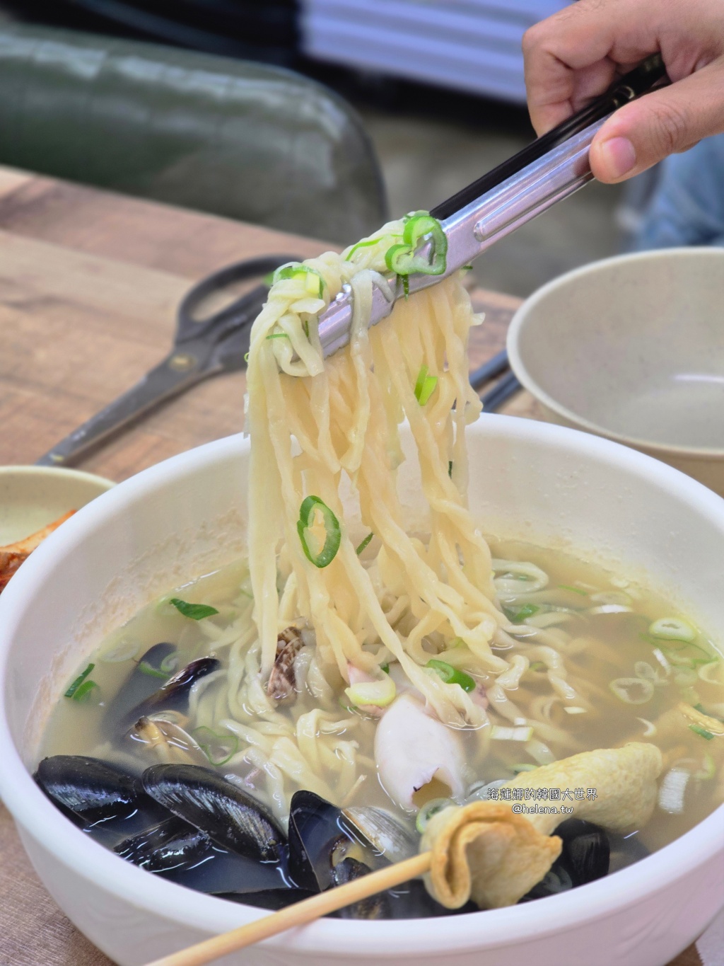 刀切麵,海鮮鍋,釜山,釜山旅行,釜山旅遊,釜山站,釜山站美食,釜山美食,釜山自由行,釜山遊/宿,韓國,韓國旅行,韓國旅遊,韓國美食,韓國自由行 @Helena's Blog 刀切麵,海鮮鍋,釜山,釜山旅行,釜山旅遊,釜山站,釜山站美食,釜山美食,釜山自由行,釜山遊/宿,韓國,韓國旅行,韓國旅遊,韓國美食,韓國自由行 @Helena's Blog
