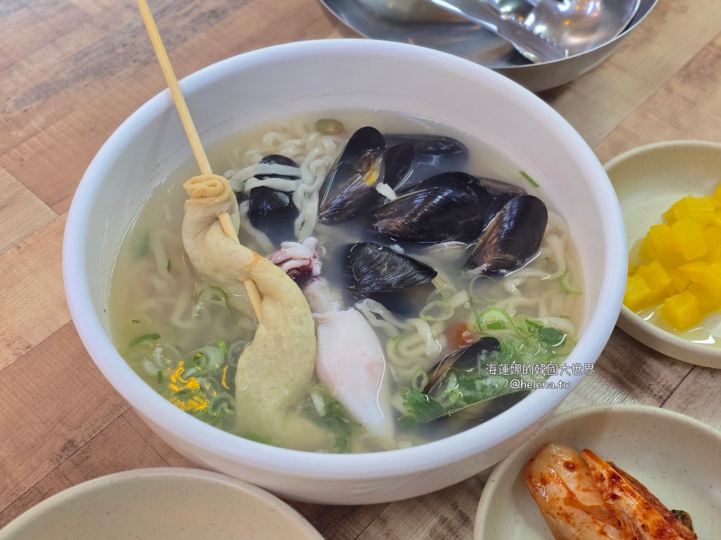 刀切麵,海鮮鍋,釜山,釜山旅行,釜山旅遊,釜山站,釜山站美食,釜山美食,釜山自由行,釜山遊/宿,韓國,韓國旅行,韓國旅遊,韓國美食,韓國自由行 @Helena's Blog 刀切麵,海鮮鍋,釜山,釜山旅行,釜山旅遊,釜山站,釜山站美食,釜山美食,釜山自由行,釜山遊/宿,韓國,韓國旅行,韓國旅遊,韓國美食,韓國自由行 @Helena's Blog