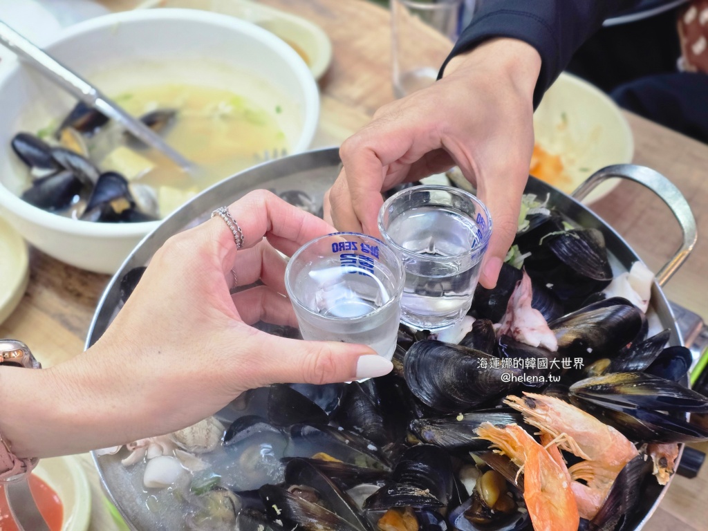刀切麵,海鮮鍋,釜山,釜山旅行,釜山旅遊,釜山站,釜山站美食,釜山美食,釜山自由行,釜山遊/宿,韓國,韓國旅行,韓國旅遊,韓國美食,韓國自由行 @Helena's Blog 刀切麵,海鮮鍋,釜山,釜山旅行,釜山旅遊,釜山站,釜山站美食,釜山美食,釜山自由行,釜山遊/宿,韓國,韓國旅行,韓國旅遊,韓國美食,韓國自由行 @Helena's Blog