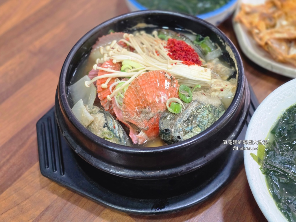 濟州島,釜山,釜山旅行,釜山旅遊,釜山站,釜山站美食,釜山美食,釜山自由行,釜山遊／宿,韓國,韓國旅行,韓國旅遊,韓國美食,韓國自由行,鮑魚,鮑魚海鮮砂鍋,鮑魚粥 @Helena's Blog
