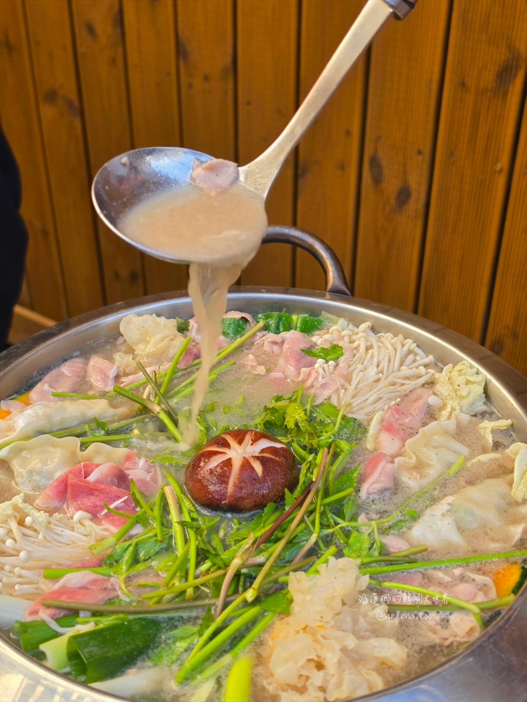 西面,西面酒吧,辣炒鴨肉,釜山,釜山旅行,釜山旅遊,釜山自由行,釜山遊／宿,釜山酒吧,韓國旅行,韓國旅遊,韓國自由行,韓國酒吧,鴨肉鍋 @Helena's Blog
