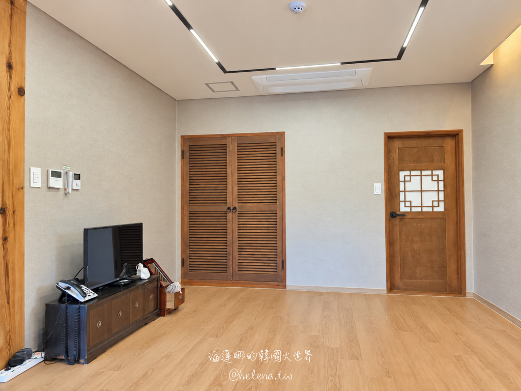 慶南遊/宿,金海,金海景點,金海機場,金海遊/宿,釜山,釜山旅行,釜山旅遊,釜山自由行,釜山遊/宿,釜山順遊,韓國,韓國旅行,韓國旅遊,韓國自由行,韓屋住宿,韓屋咖啡,韓屋體驗 @Helena's Blog 慶南遊/宿,金海,金海景點,金海機場,金海遊/宿,釜山,釜山旅行,釜山旅遊,釜山自由行,釜山遊/宿,釜山順遊,韓國,韓國旅行,韓國旅遊,韓國自由行,韓屋住宿,韓屋咖啡,韓屋體驗 @Helena's Blog